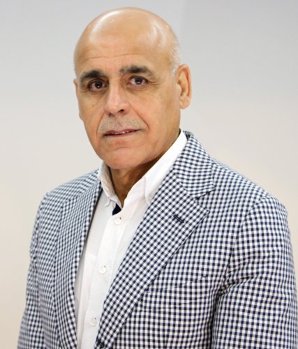 dr.yashar-ali-ceo-canadian-specialist-hospital.jpg