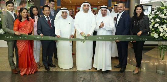 amira-store-launch-l-r-antony-jos-jolly-joy-mary-antony-joy-alukkas-jassim-mohamed-ibrahim-alhasawi-altamimi-ahmad-khalifa-ali-al-qaizi-alfalasi-mustafa-mohammed-alshareef-john-paul-alukkas-and-sonia-alukkas.jpg