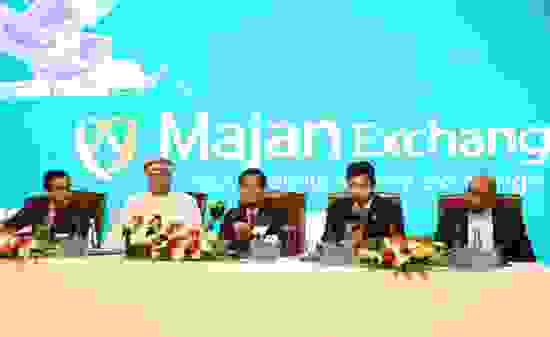 dignitries-on-dias.jpeg