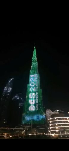 burj-khalifa-screen.jpg